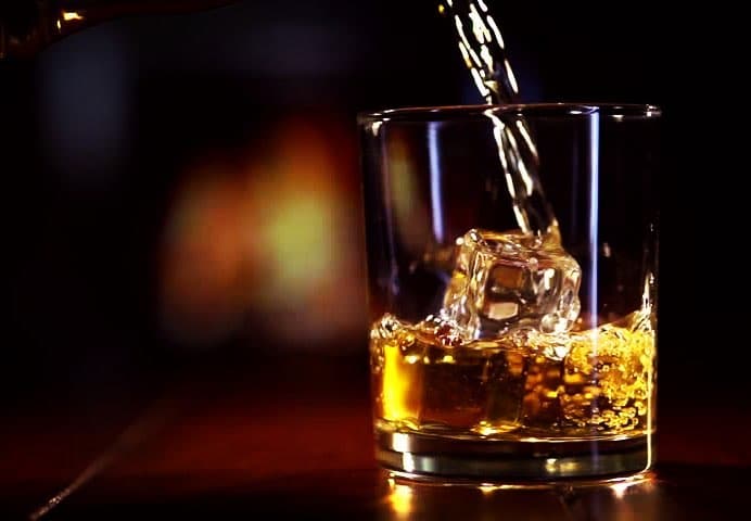 Time for a wee #scotch #whisky #ontherocks #thirstythursday #hopscotchohio